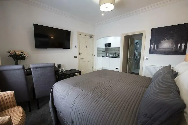 דירה אדינבורו Grosvenor Suites בריטניה